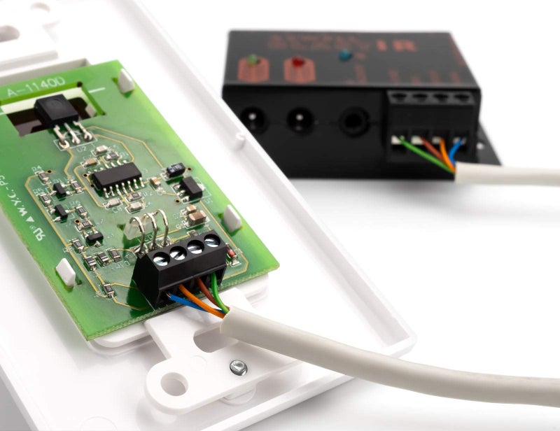 Sewell Direct SW-29309 BlastIR In-Wall Emitter and Receiver Wall Plate Kit - Image 4